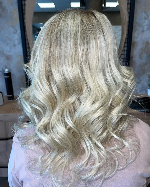 Volumen und Länge durch Haarverdichtung